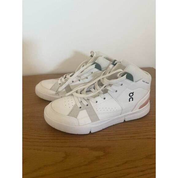 On Running The Roger Clubhouse Mid x Federer White/Rose Size 7.5 - Picture 3 of 9